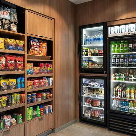 Fairfield Inn & Suites By Marriott Cleveland Tiedeman Road Brooklyn Екстериор снимка