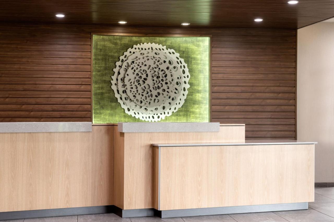 Fairfield Inn & Suites By Marriott Cleveland Tiedeman Road Brooklyn Екстериор снимка